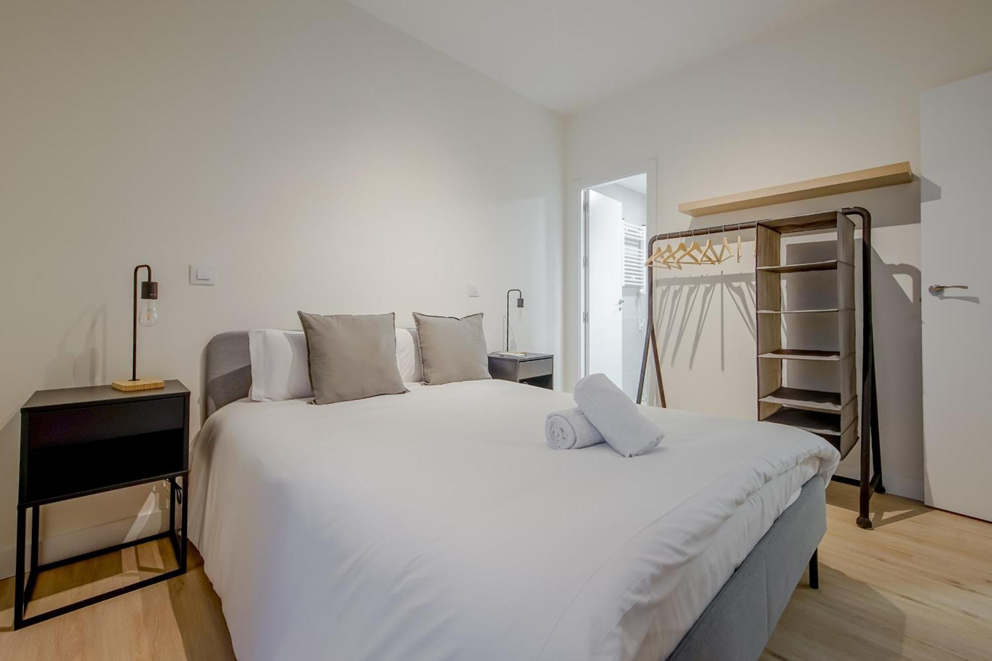 Cozy&New Apartment Para 6Pax En La Plaza De Tirso - Madrid E1 Exterior foto